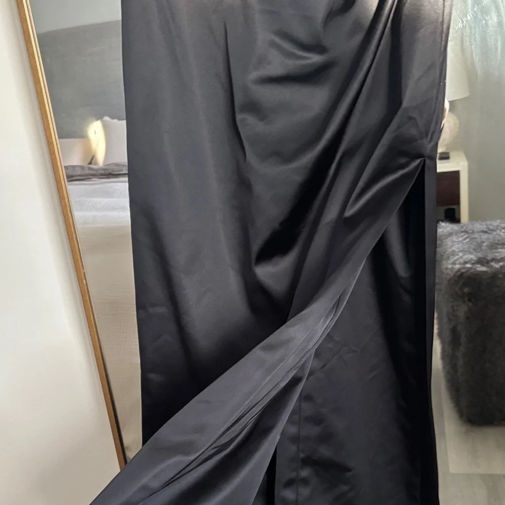 Babaton Black Satin Dress - Picture 5 of 6